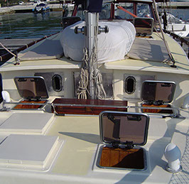 Segelyacht-mit-Skipper-Boot-Interior-07
