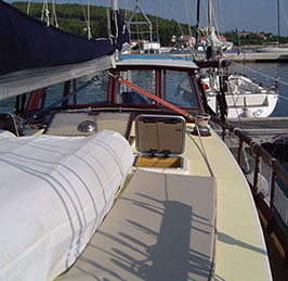Segelyacht-mit-Skipper-Boot-Interior-07