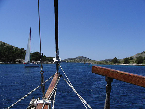Segelyacht-mit-Skipper-Nature-32